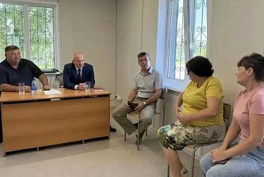 В селе Аксаково прошел прием граждан